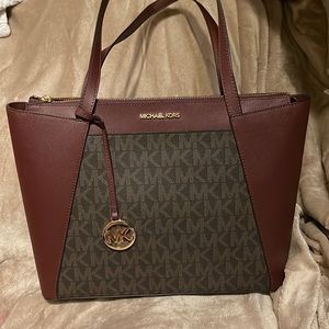 Michael Kors, Merlot & Monogram Logo Tote Bag called Maddie
